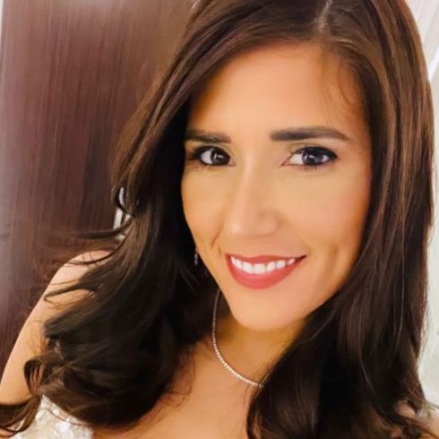 Mandinha Martinez – Meet Stunning Wife Of Emiliano Martinez